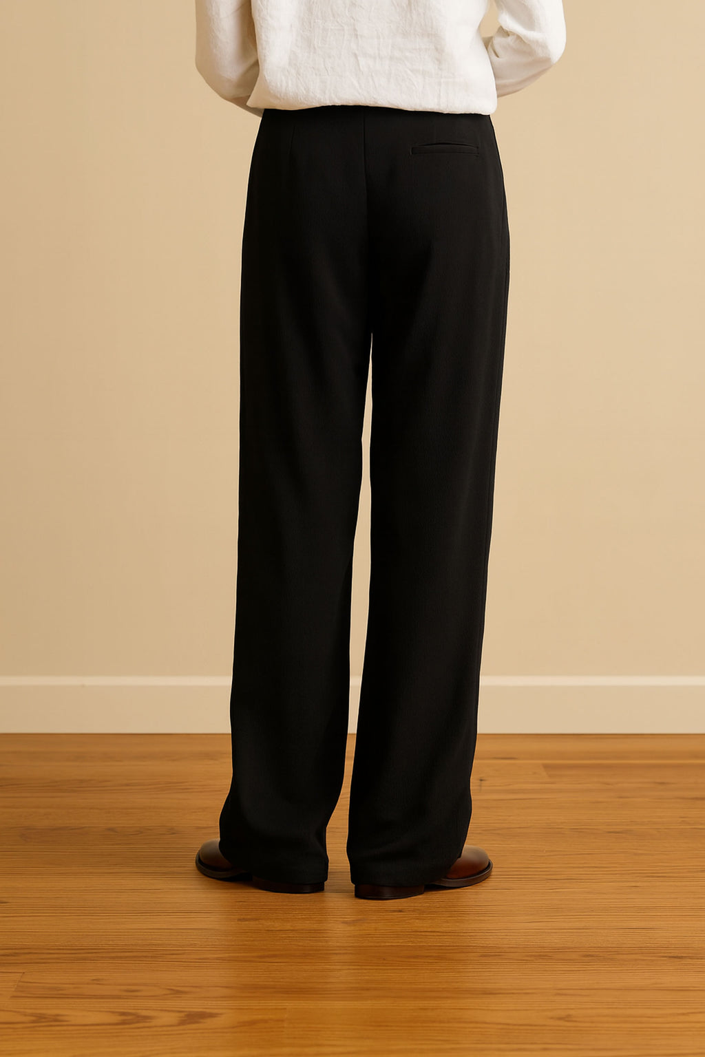 Men Straight Fit Trouser-Black