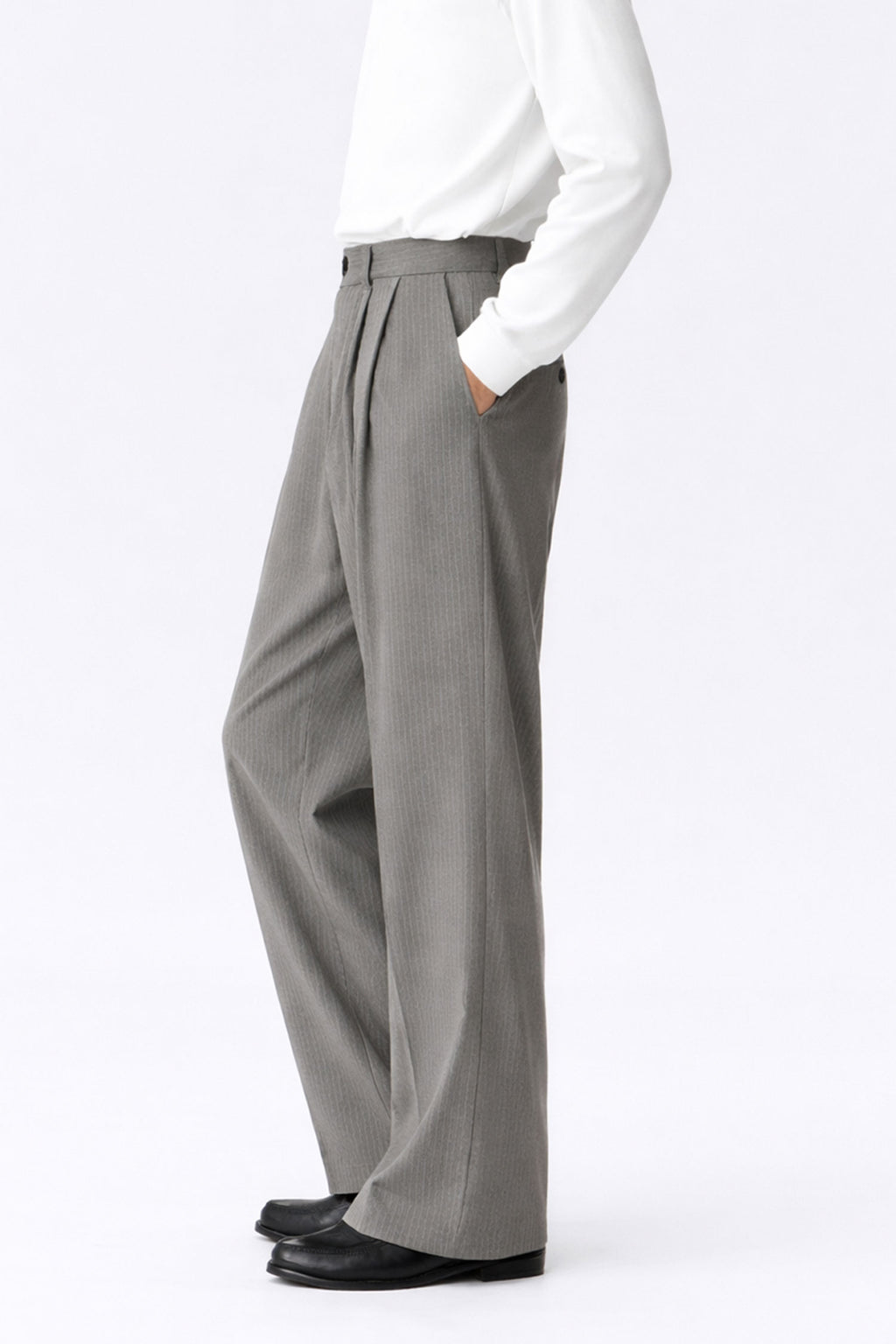 Men Straight Fit Pleated Pin Stripe Pants- Light Grey