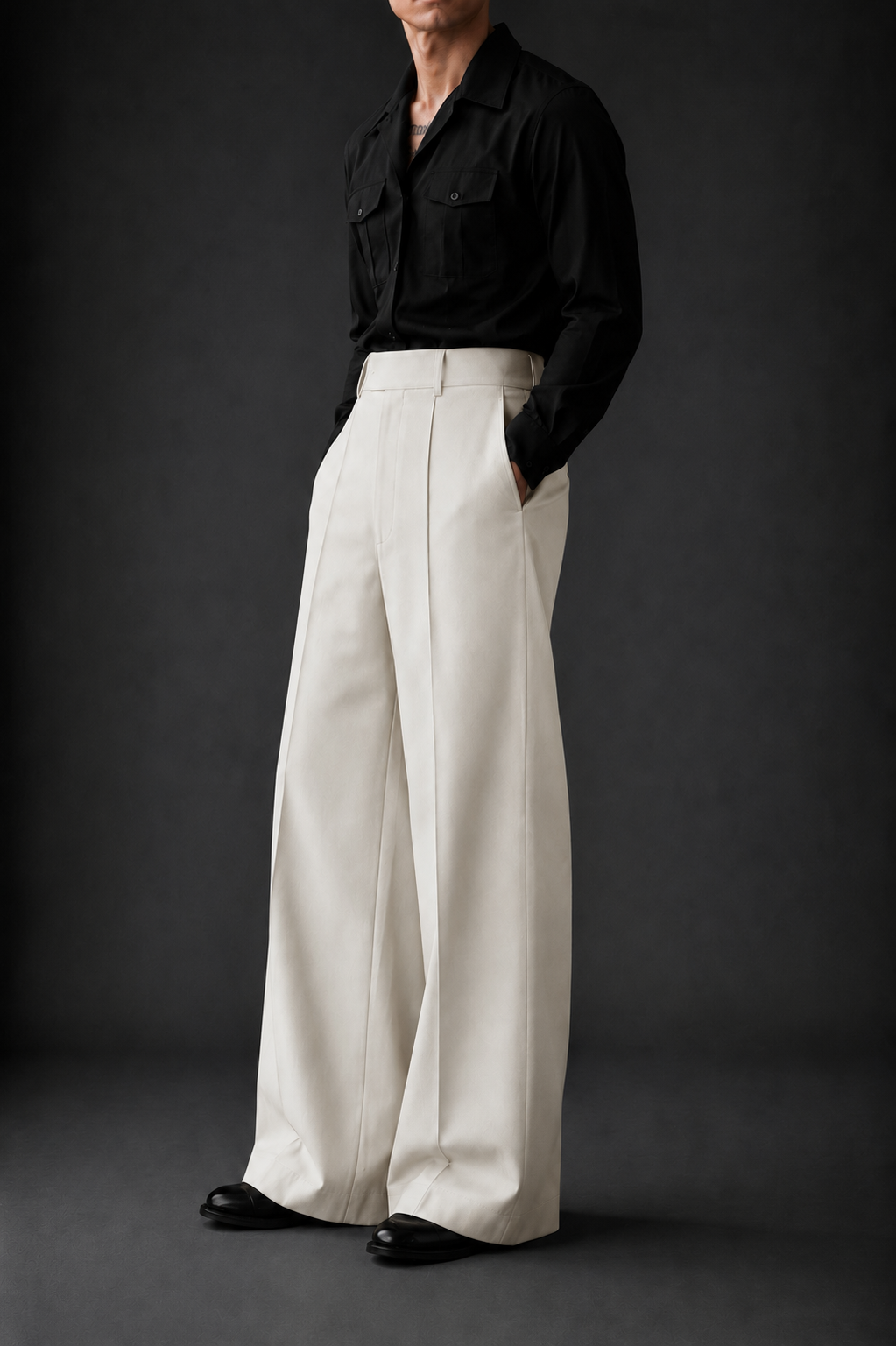 High-waisted wide-leg trousers with a single front pintuck-White