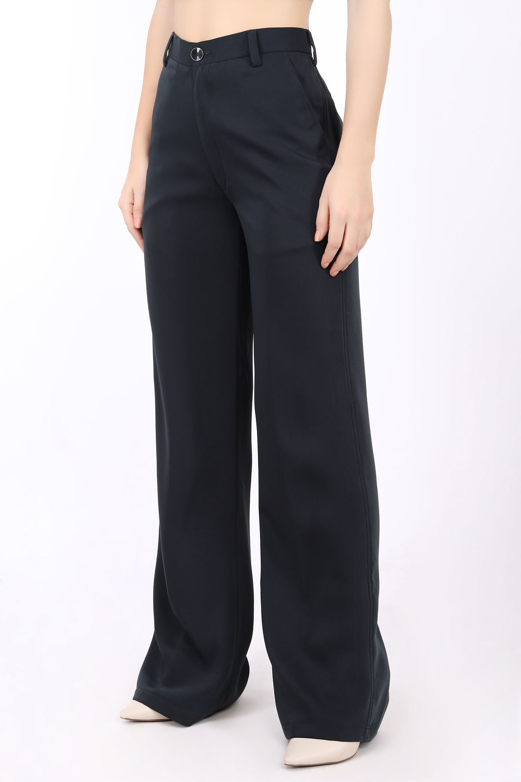 Straight Fit Trouser with Wide Leg - Black