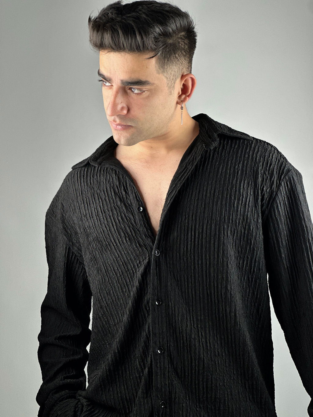 Men Texture Black Shirt