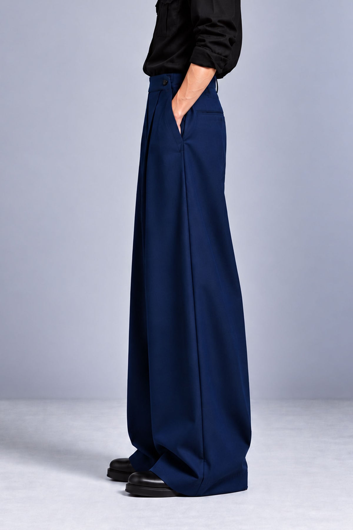 Men Straight Wide Leg Trouser with Removable Strap-Blue