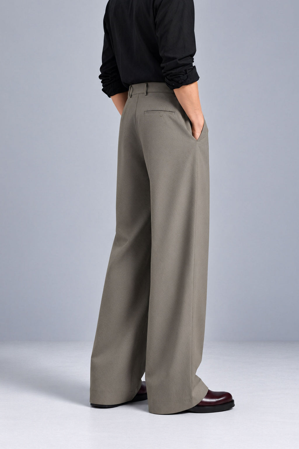 OLF Trouser 01 – Men’s Straight-Fit Trouser – Taupe