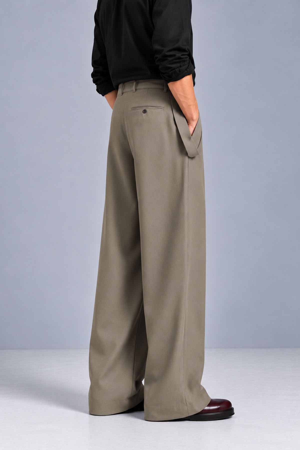 OLF Trouser 01 – Men’s Straight-Fit Trouser – Taupe