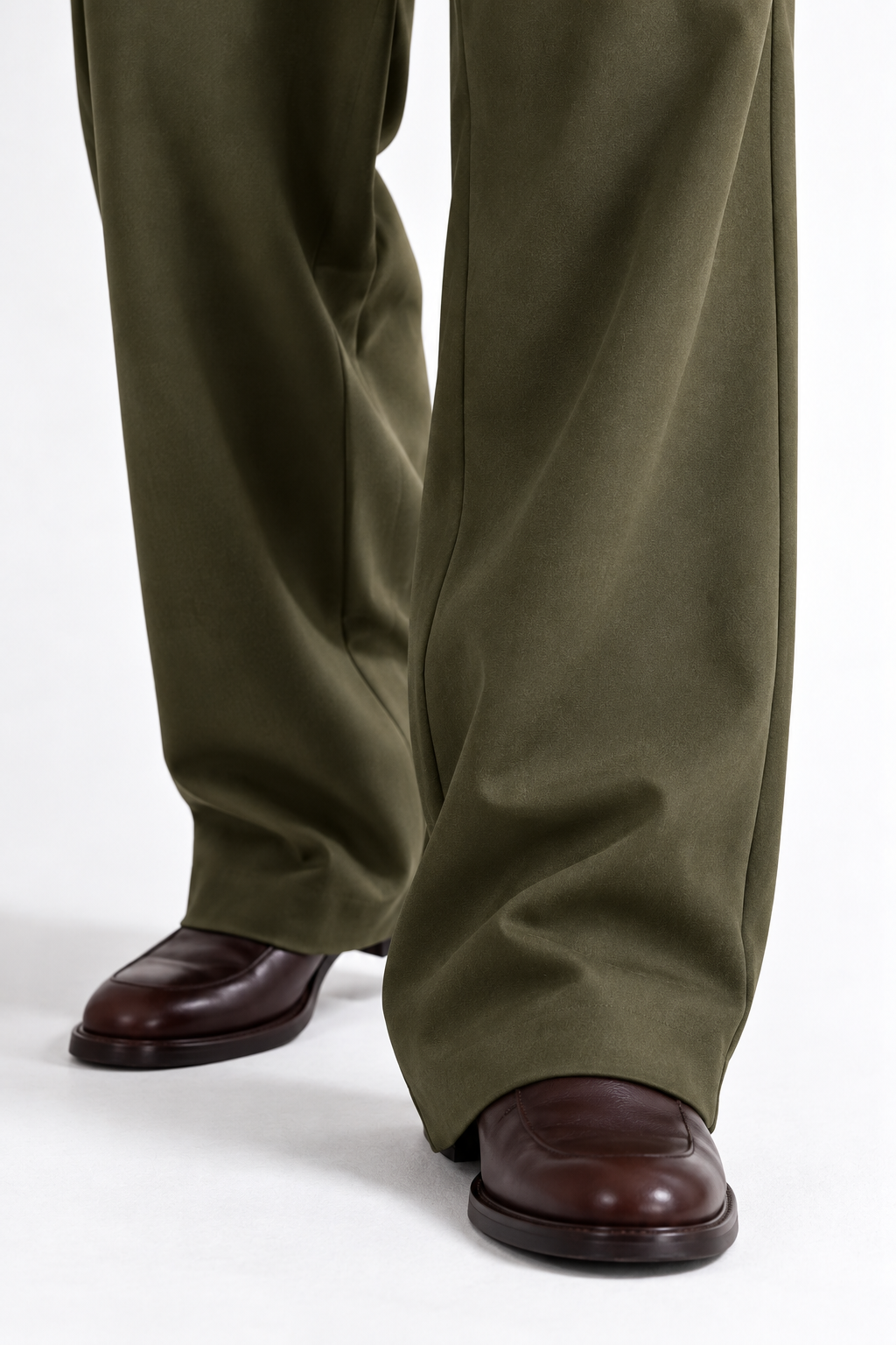 Men Straight Fit Trouser-Olive Green