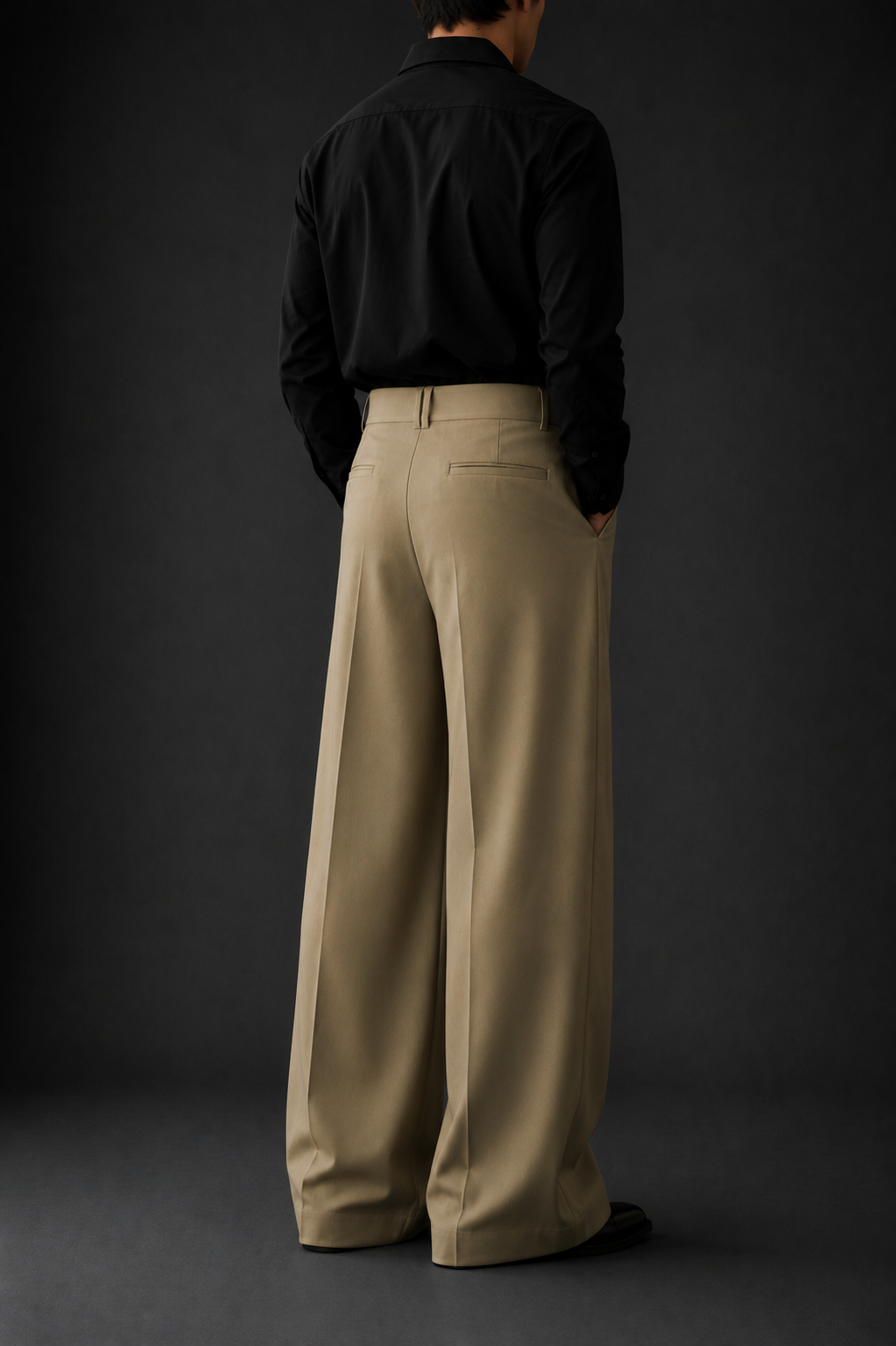 High-waisted wide-leg trousers with a single front pintuck-Camel