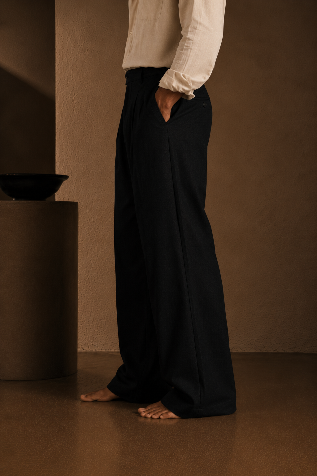 Men Linen Regular Pleated Trouser-Black
